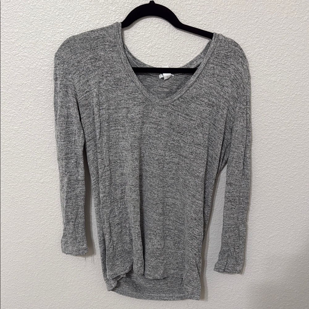 Light gray long sleeve